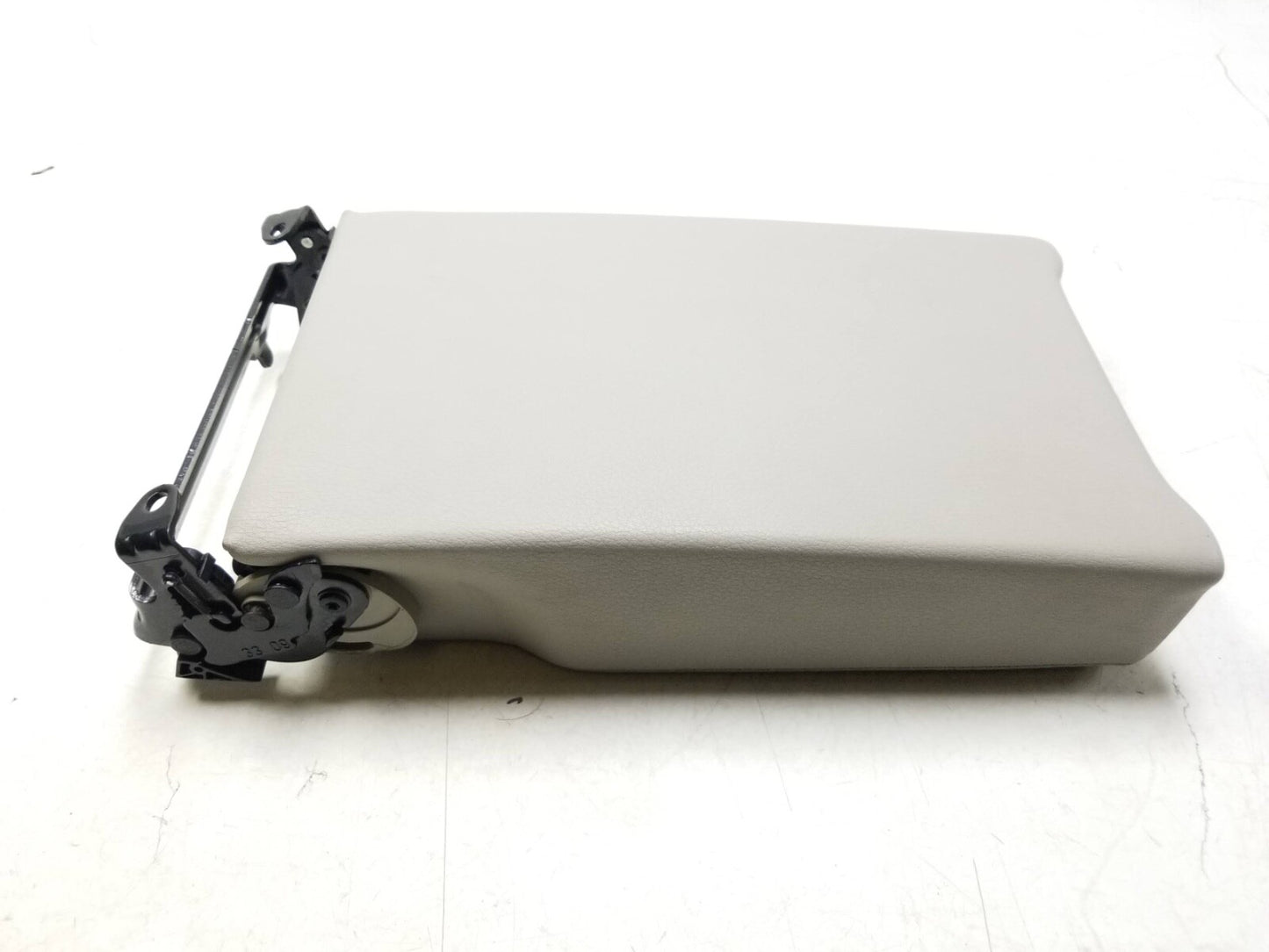 2009 - 2017 Audi Q5 Rear Armrest / Cup Holder OEM