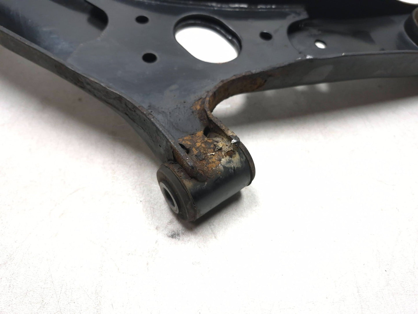 2014 Hyundai Accent Front Lower Control Arm Left OEM