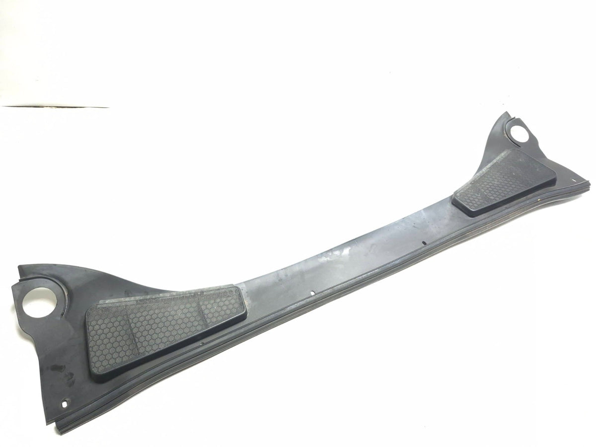 2013 Ford Focus Front Windshield Wiper Cowl Cover Vent Panel OEM