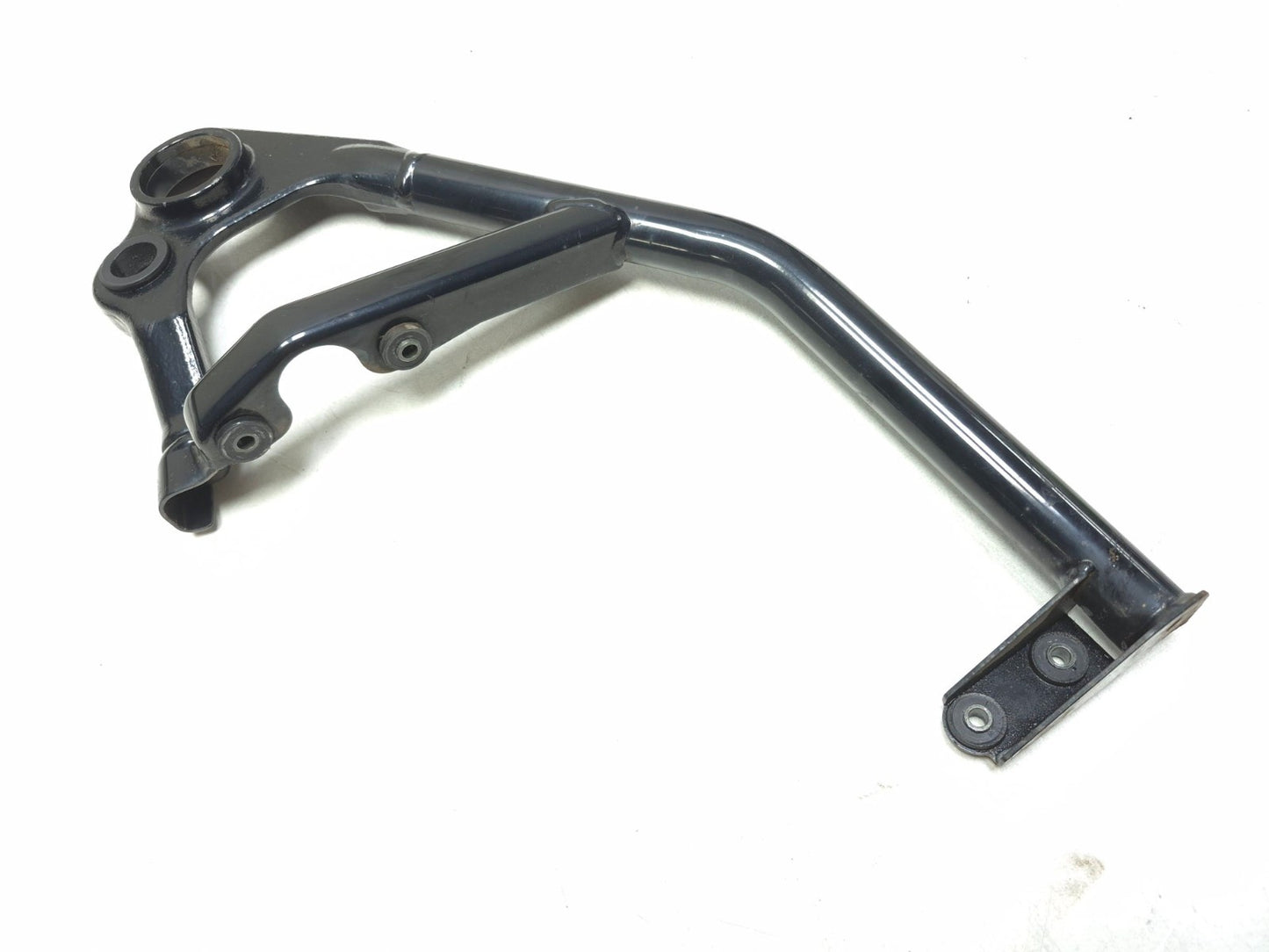2004 Suzuki Intruder Volusia Vl800 Lower Frame Mount Bracket Pair OEM