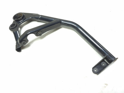 2004 Suzuki Intruder Volusia Vl800 Lower Frame Mount Bracket Pair OEM