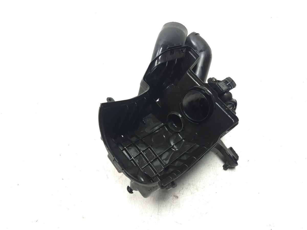 2013 Ford Focus St 2.0l Air Cleaner Box Cv6z-9600-f OEM
