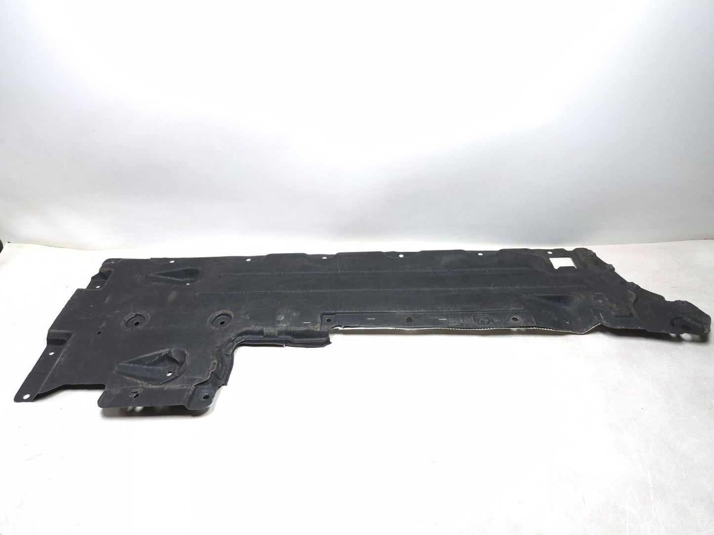 2018 Alfa Romeo Stelvio Underbody Splash Guard Right Passenger Side OEM ✅