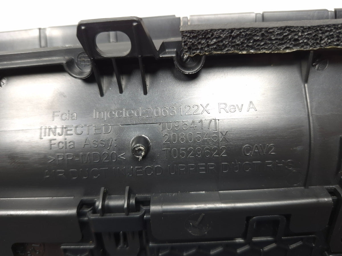 2020 Tesla Model 3 Dashboard HVAC Air Vent Duct Lower Left & Rightoem