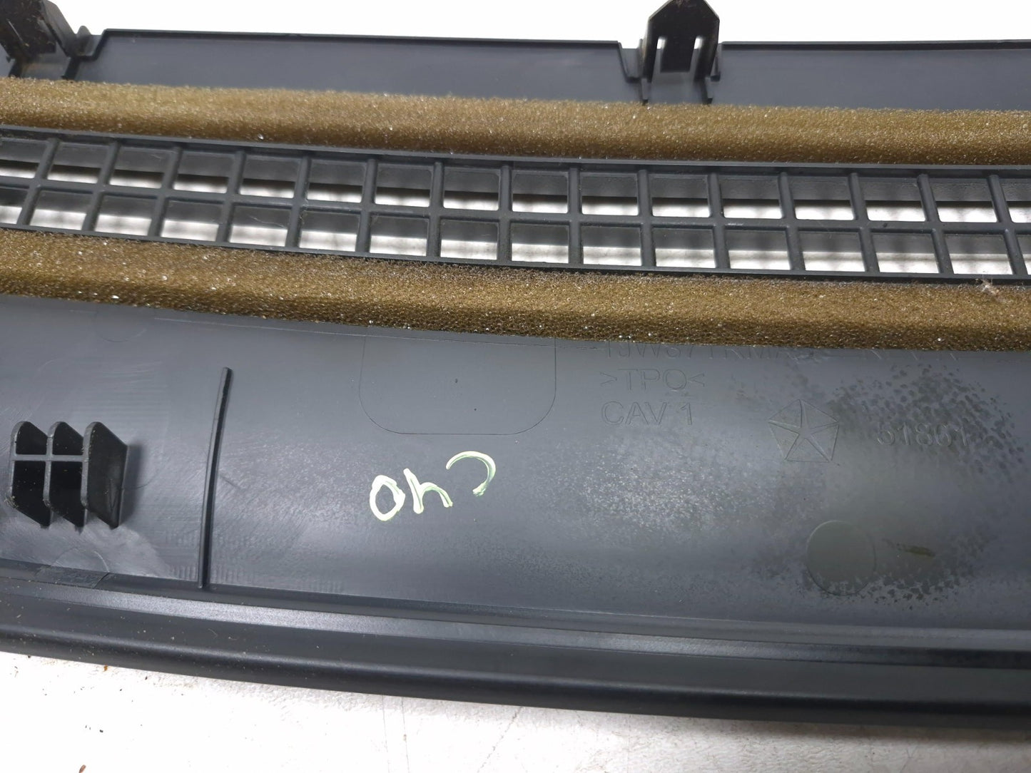 2010 Dodge Caliber Sxt Dash Upper Defroster Air Vent OEM