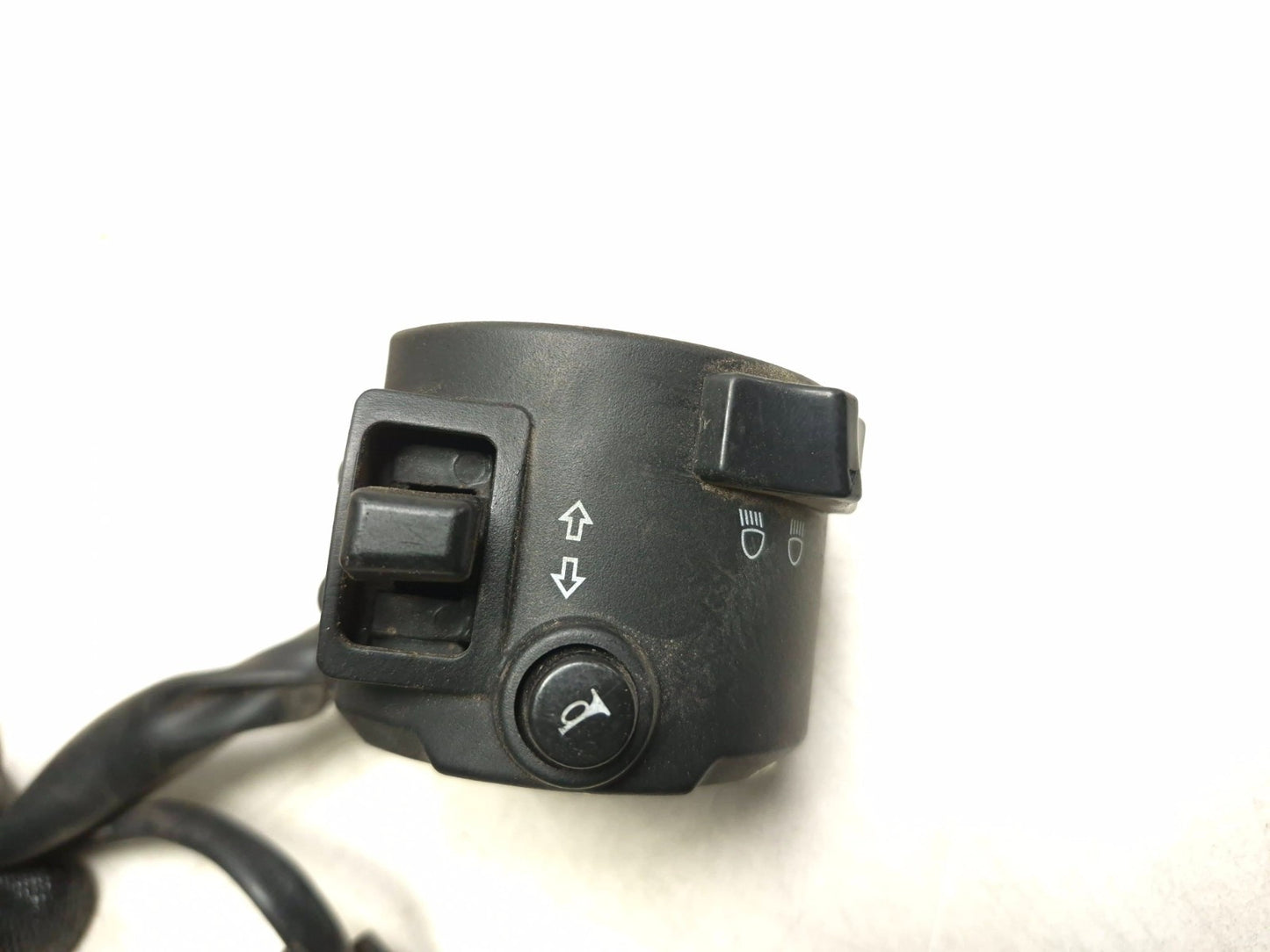 2024 Yamaha R3 Yzfr3 Left Handlebar Headlight Turn Switch & Grip OEM