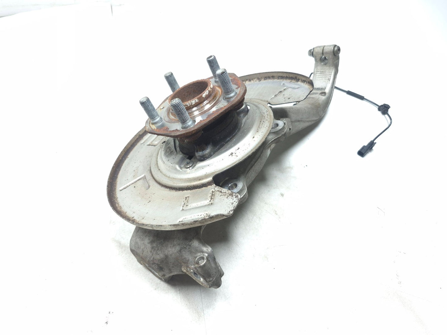 2019 Tesla Model 3 RWD Front Spindle Knuckle Wheel Hub Driver Side Left OEM