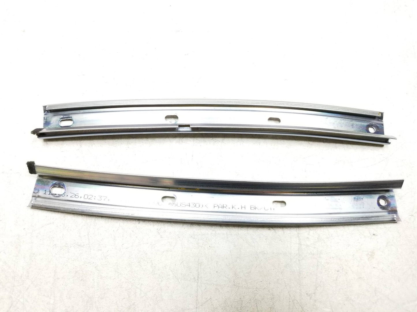 2009-2016 Hyundai Genesis Coupe Door Frame Trim Molding Left & Right OEM