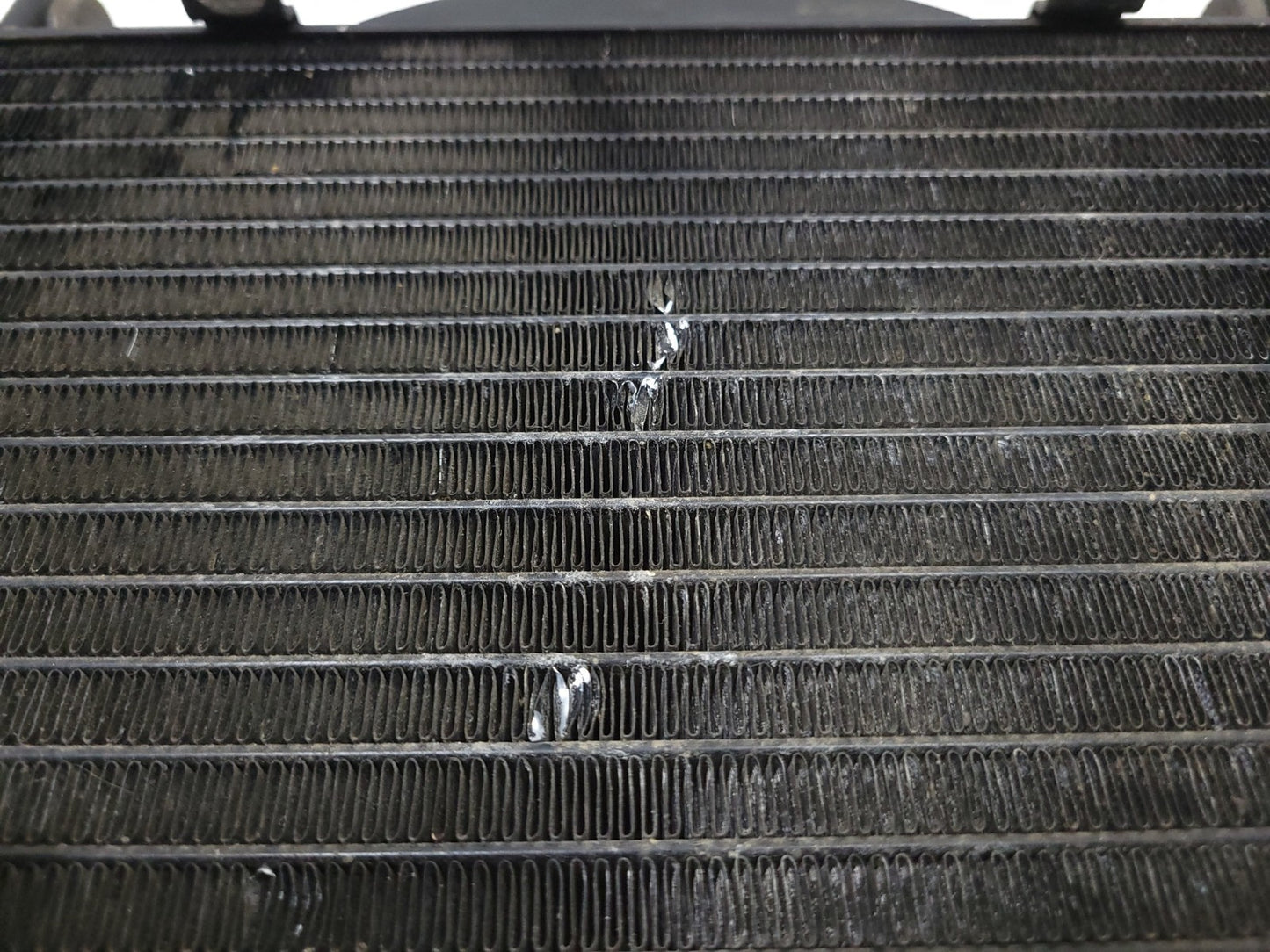 1987 1988 Honda Cbr1000f Hurricane Engine Coolant Radiator OEM