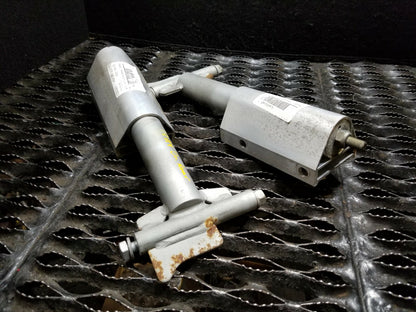 06 07 08 Audi A4 Rear Left Right Bumper Impact Shocks OEM 85k Miles