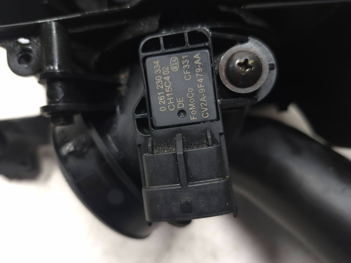 2013 Ford Focus St 2.0l Air Cleaner Box Cv6z-9600-f OEM