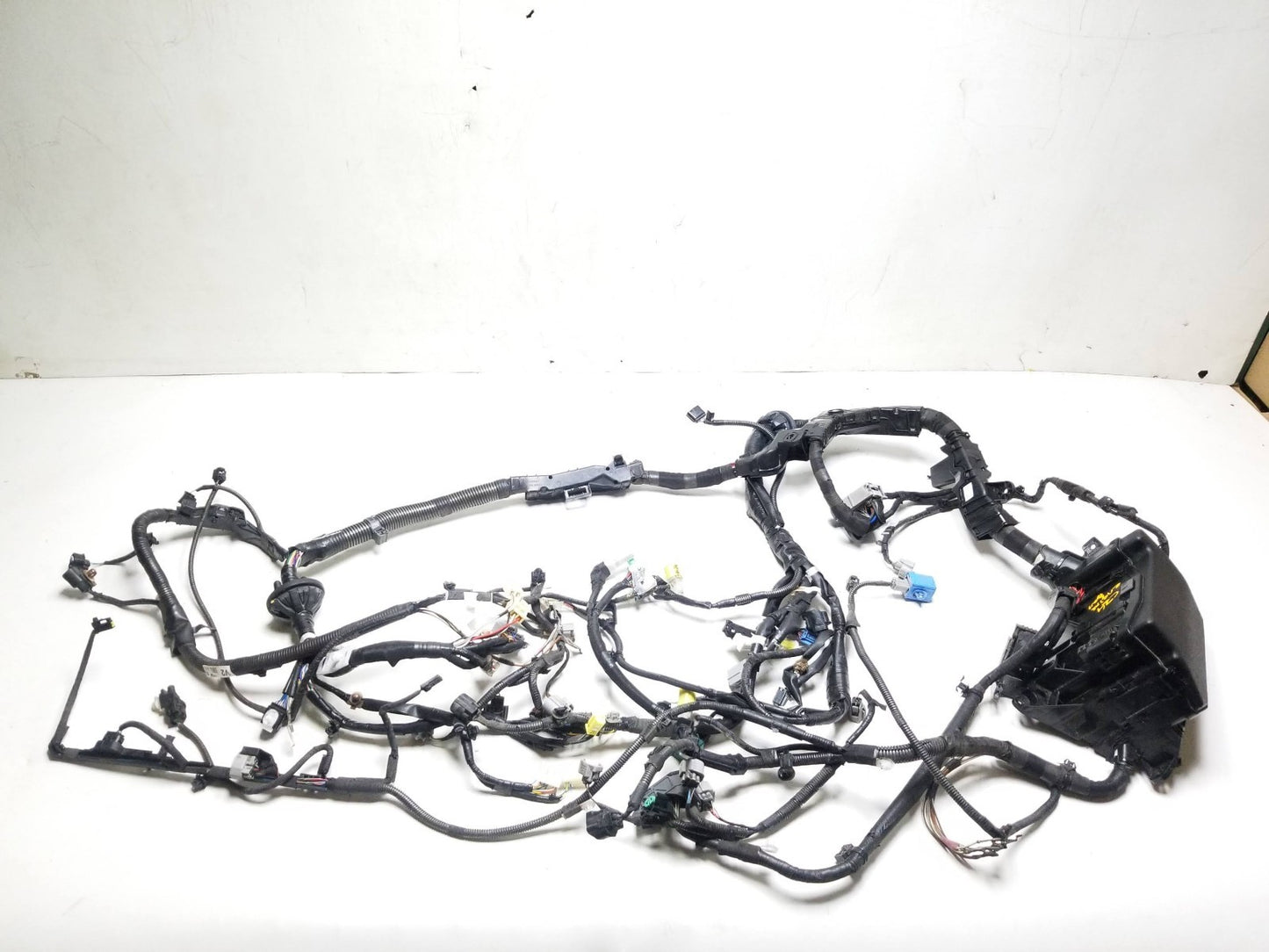 11-17 Lexus CT200h Fuse Box Wire Harness Oem✅