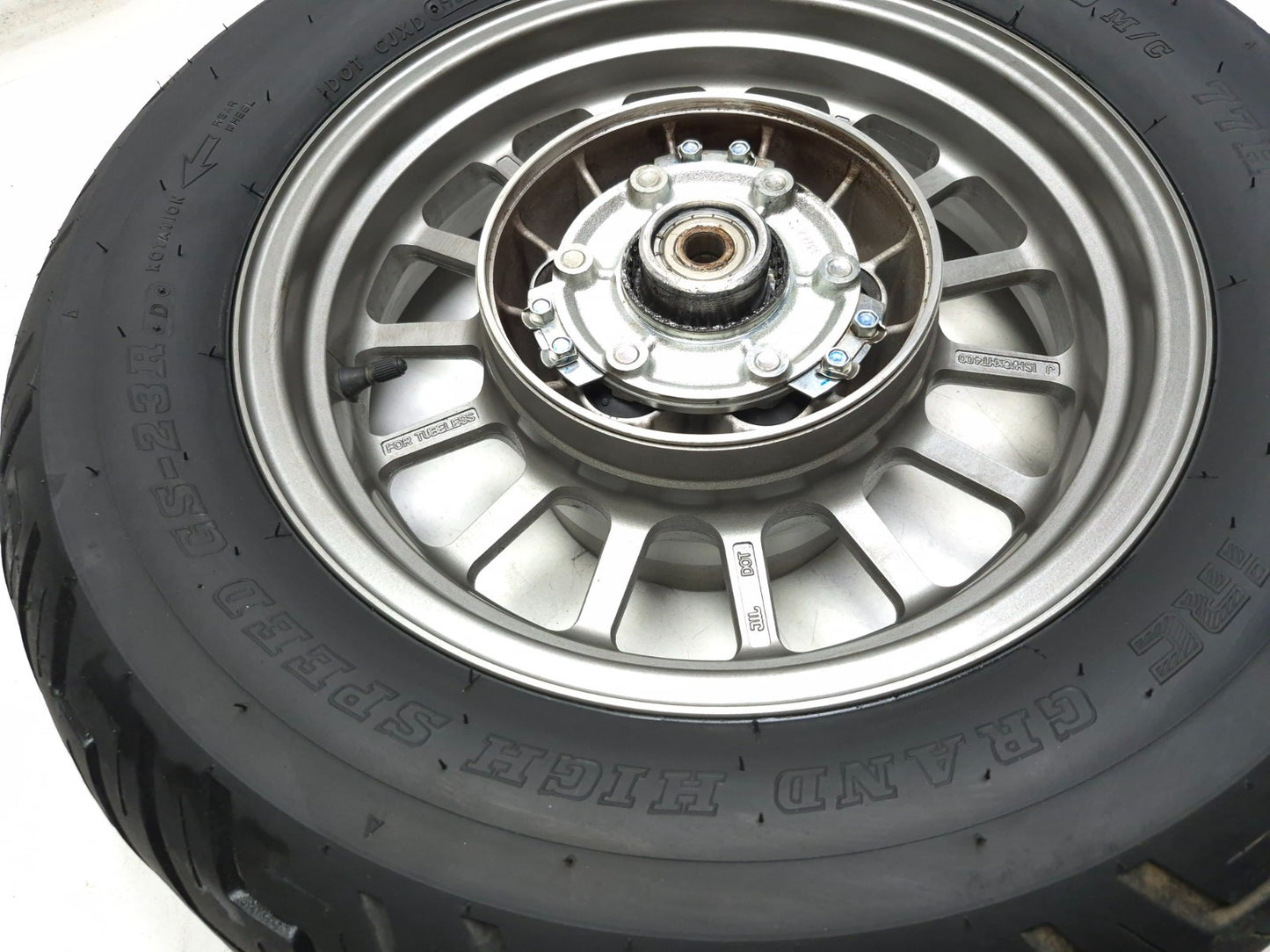 2013 Suzuki Vl800 Boulevard C50 Wheel Rim W/ Tire Front & Rear Pair R15 R16 OEM