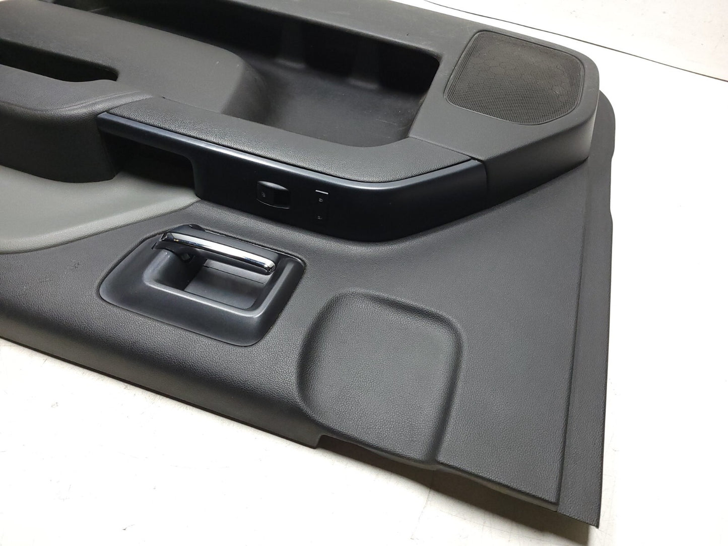 2017 Chevrolet Silverado 1500 Door Panel Trim Front Passenger Side Right OEM