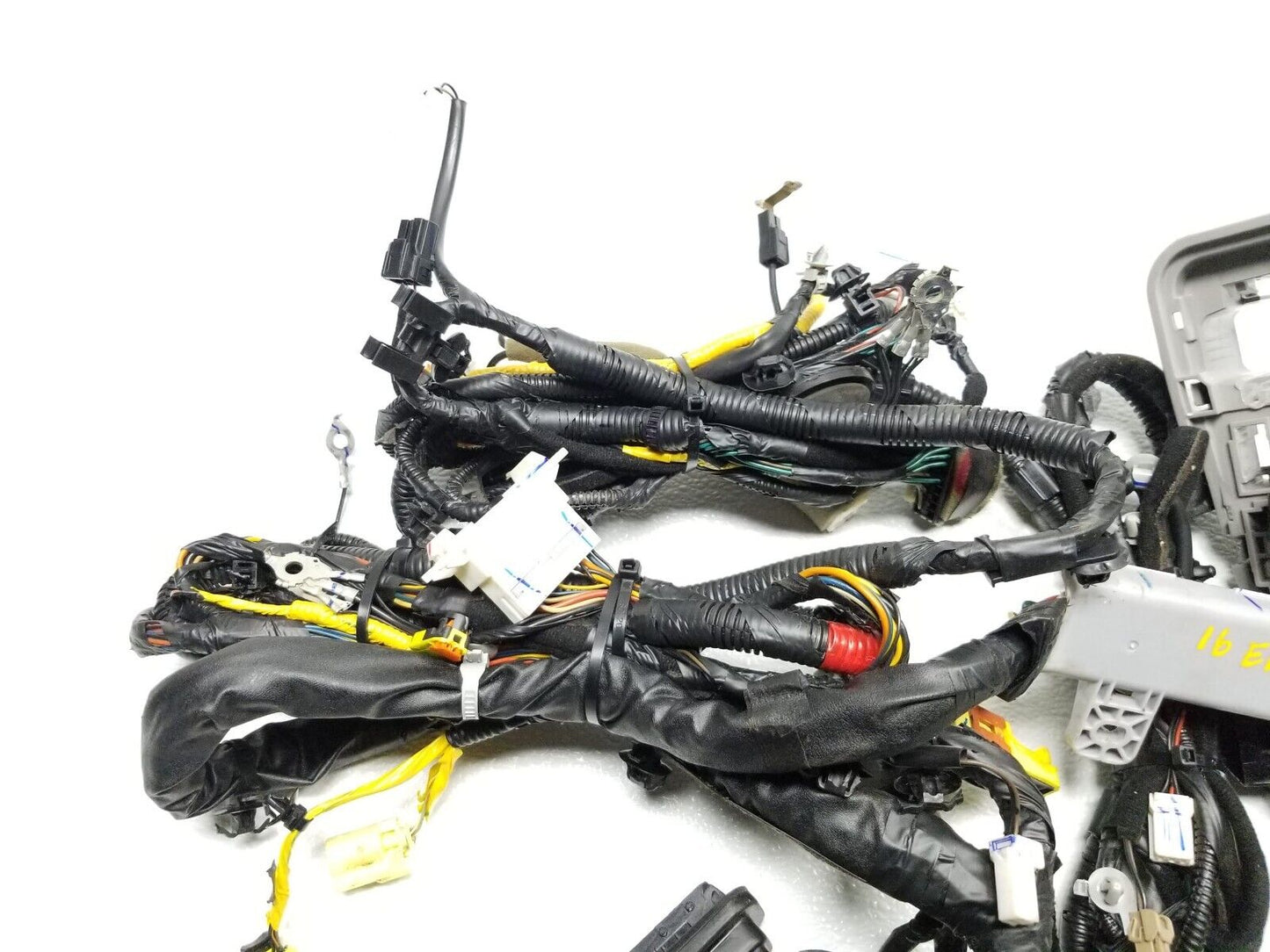 14 15 16 Hyundai Elantra Interior Wire Harness 1.8l OEM Sedan