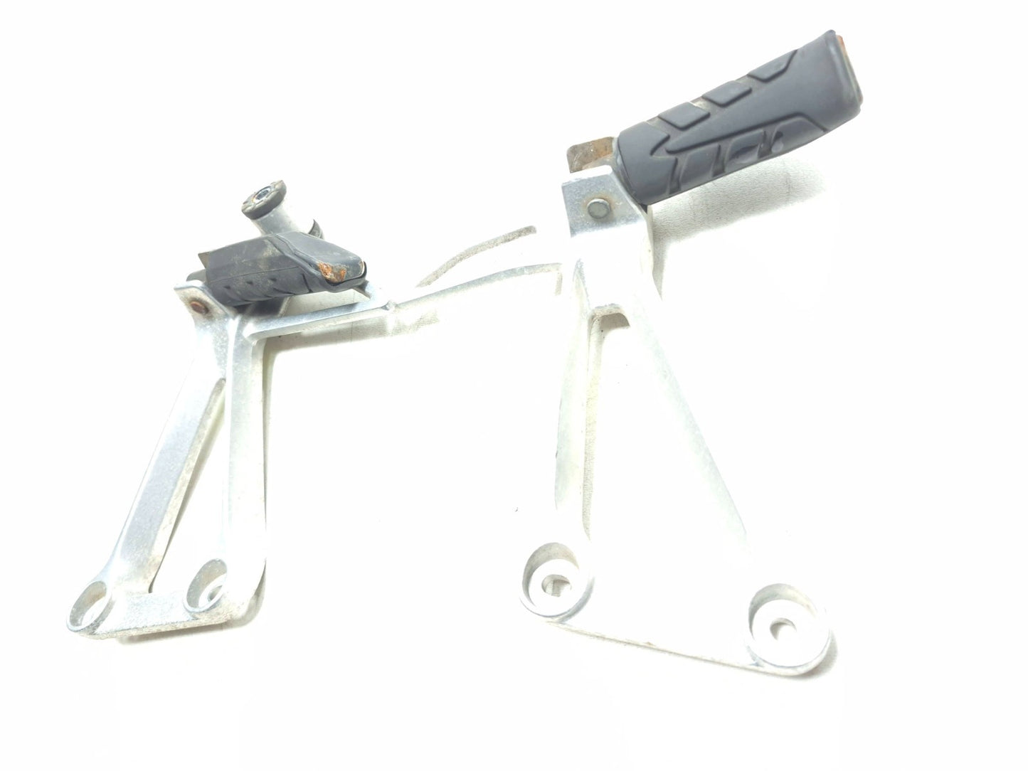2015 Honda Cbr500r Rear Footrest Left & Right Pair OEM
