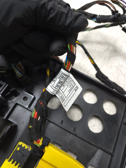 2008 BMW X6 E71 Front Right Comfort Seat Memory Control Module OEM