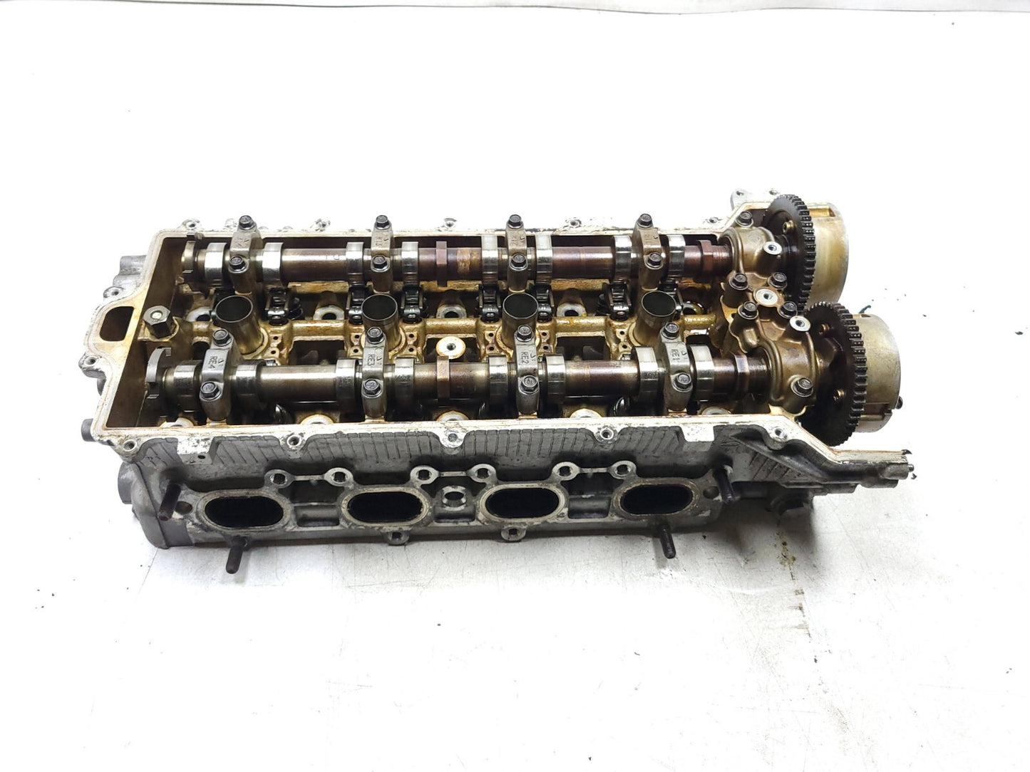 09-12 Hyundai Genesis Engine Cylinder Head Left & Right Pair OEM 4.6l