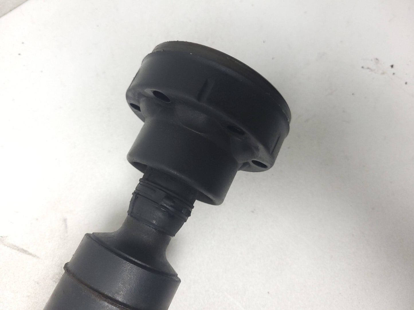 2007 Range Rover 4.2l Driveshaft Rear OEM