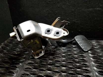 2012 Nissan Juke Brake Pedal OEM