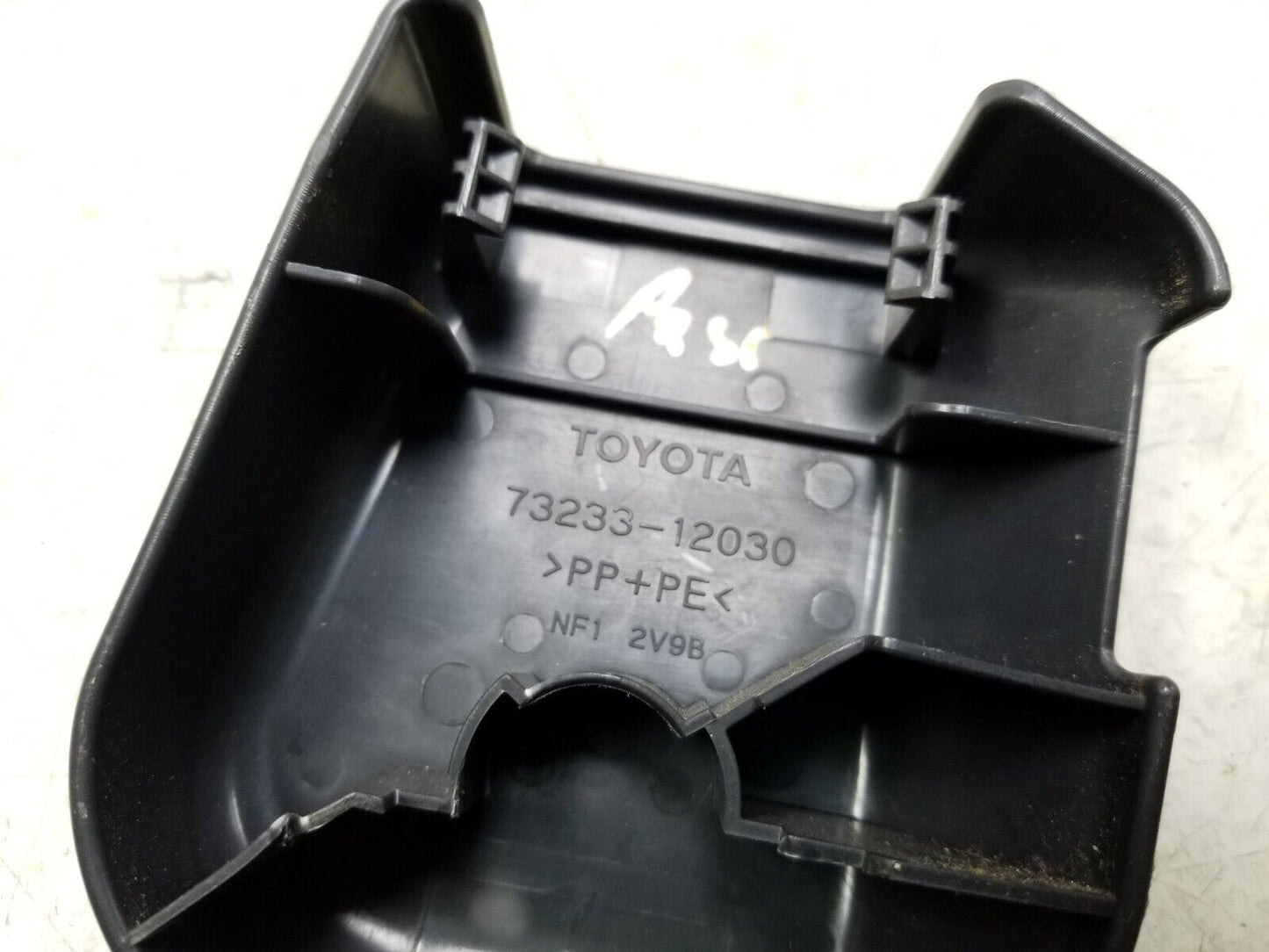 08 - 15 Scion Xb Front Passenger Seat Track Bolt Cover OEM