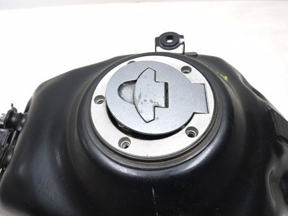 2015 Yamaha Yzfr3 Yzf-r3 Fuel Tank * No Key* OEM