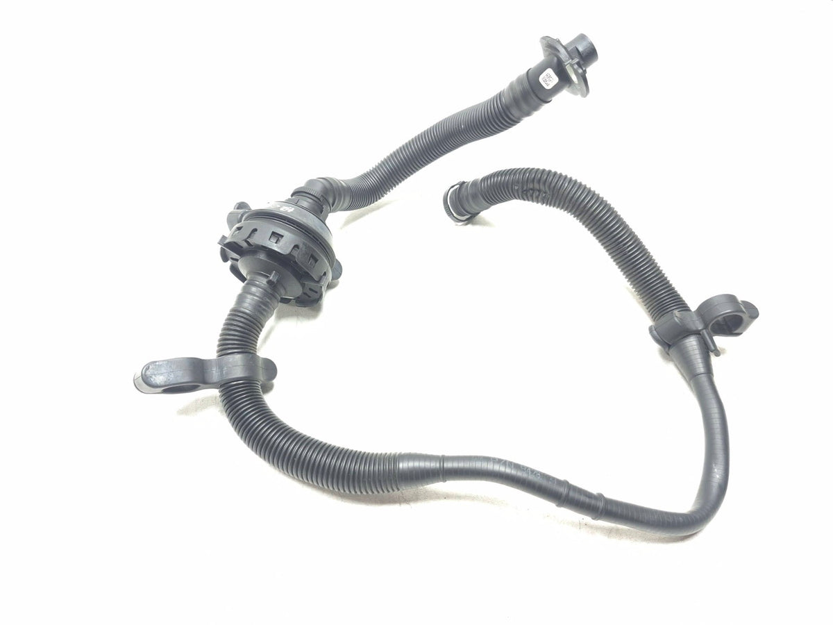 2019 Chevrolet Camaro 3.6l Air Cleaner Resonator W/ Vacuum Pipe OEM