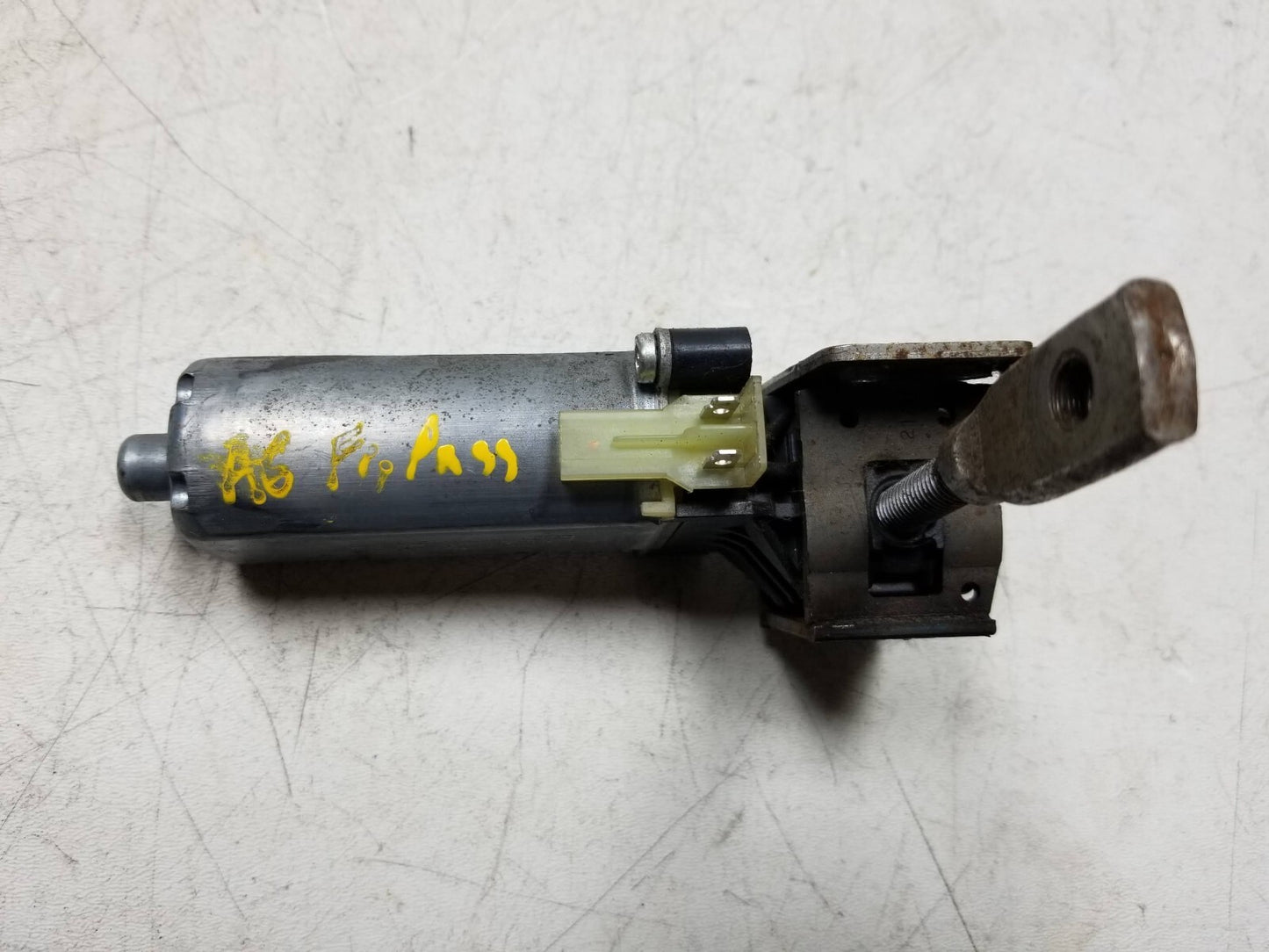 2006 Audi A6 Front Passenger Seat Adjustment Motor 3 Pcs OEM
