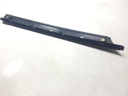 2007 Range Rover A Pillar Exterior Windshield Molding Passenger Side Right OEM