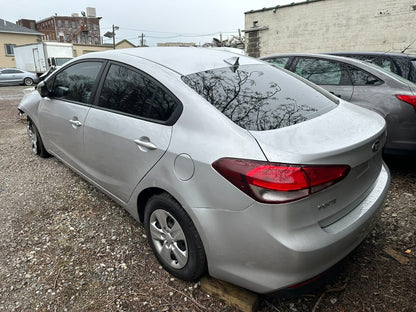 17 18 Kia Forte Seat Headrest Front Passenger Side Right OEM