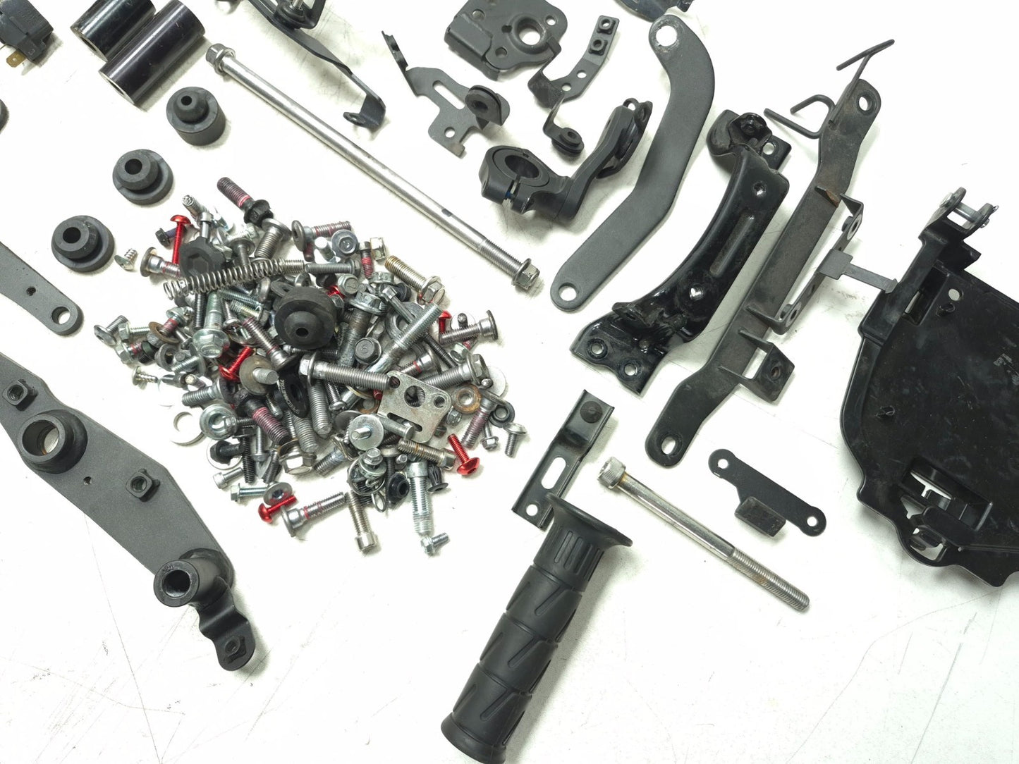 2019 Kawasaki Z400 Er400d Misc Bolt & Hardware Bracket OEM