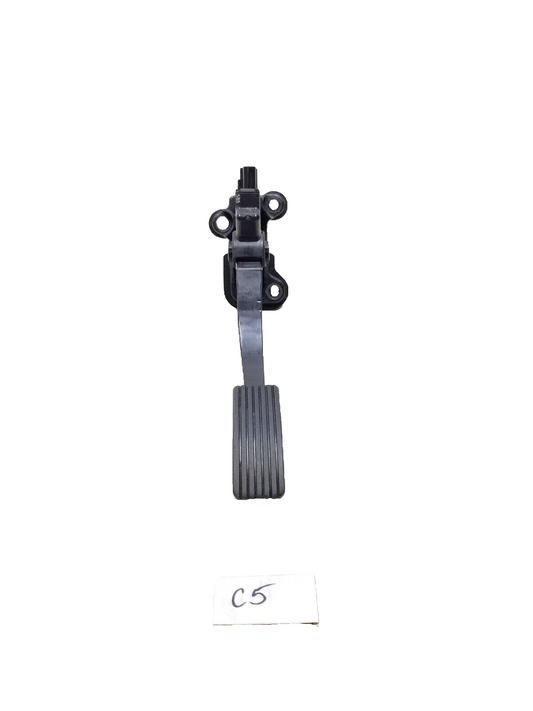 2010 Dodge Caliber Sxt Accelerator Pedal Sensor OEM