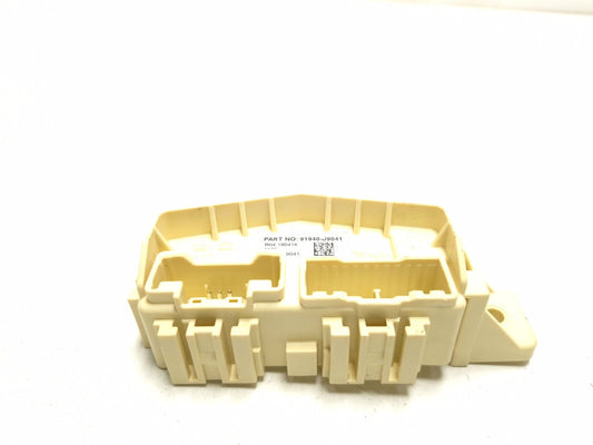 2019 Hyundai Kona Fuse Junction Box Block OEM