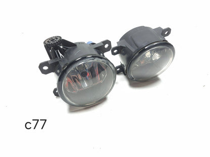 2012 Nissan Leaf Front Bumper Fog Light Lamp Pair OEM
