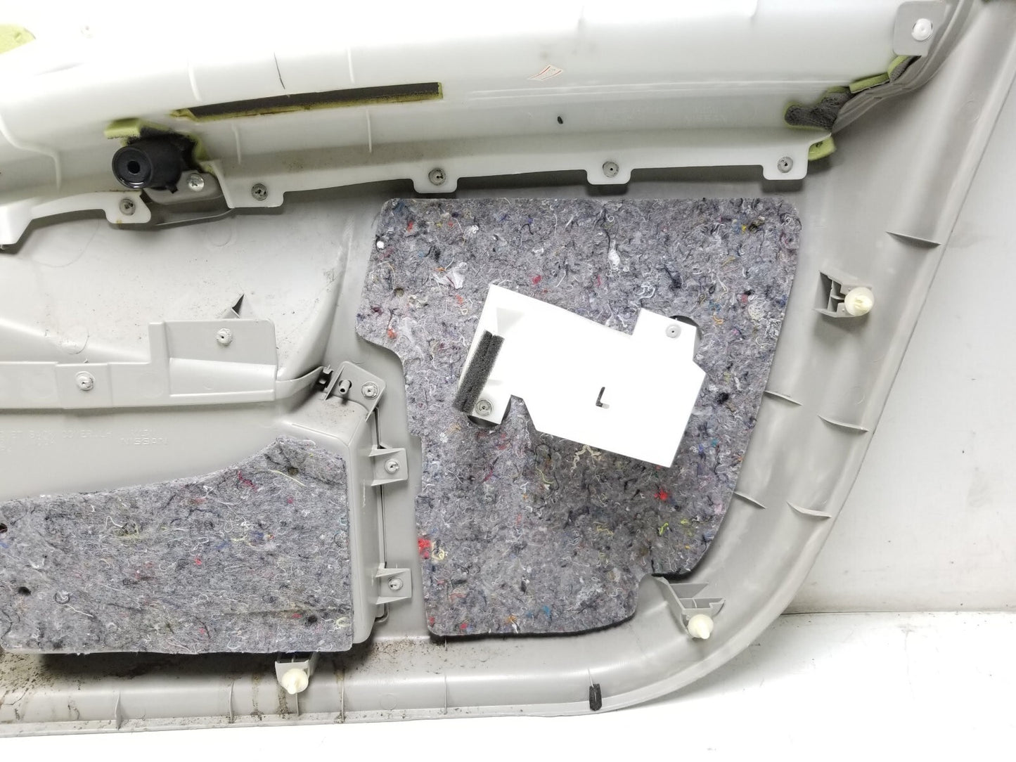 08-14 Nissan Rogue Door Panel Trim Front Driver Side Left OEM ✅