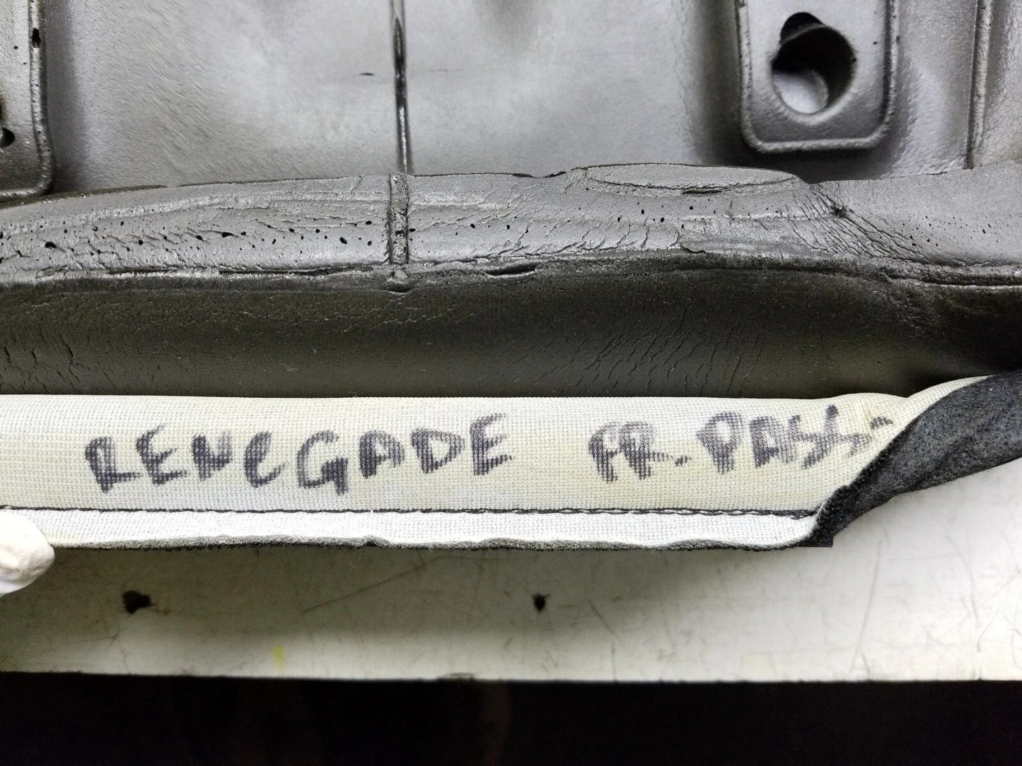 2015 Jeep Renegade Front Right Passenger Seat Cushion Bottom Lower OEM