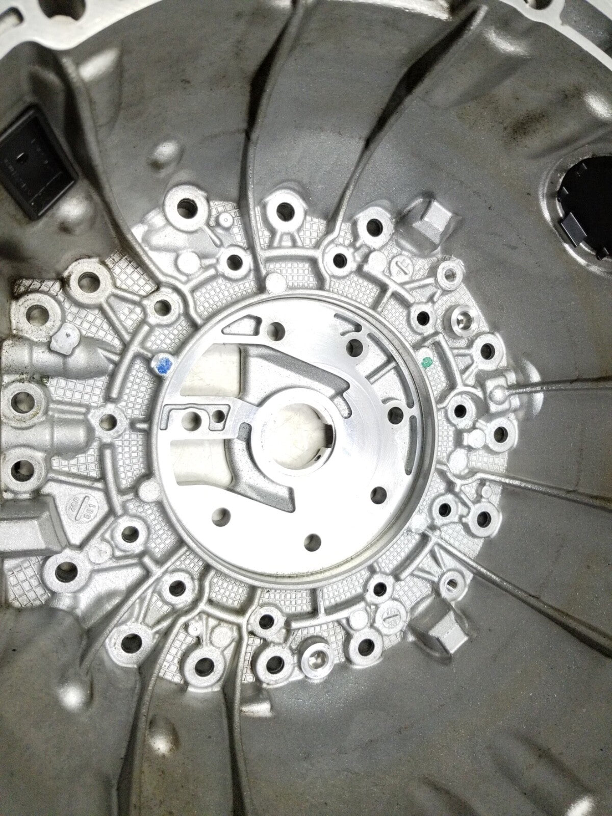 15 - 18 Mercedes-benz C 300 Automatic Transmission Torque Convertor Housing OEM