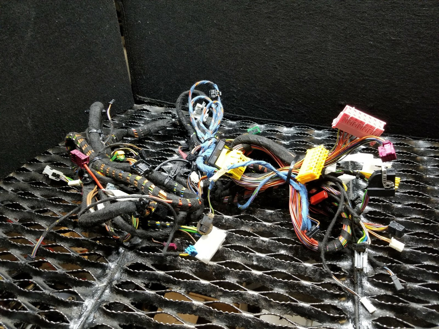 2013 Mercedes W212 E350 Rear Interior Body Wire Harness OEM