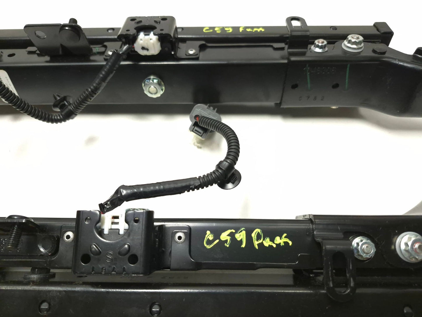 2008 Acura Tl Type-s Front Right Passenger Seat Track Rail OEM