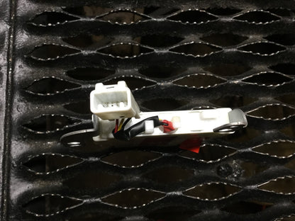 04 05 06 07 08 09 Toyota Prius Smart Key Indoor Oscillator 89992-47030  Oem.