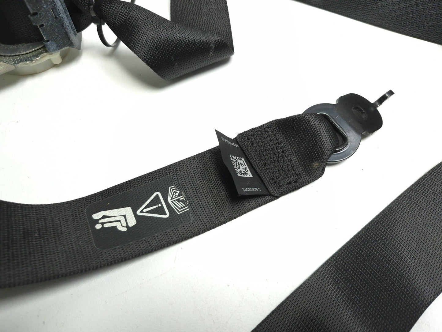2011 BMW 750li Rear Seat Belt Retractor Left & Center & Right OEM