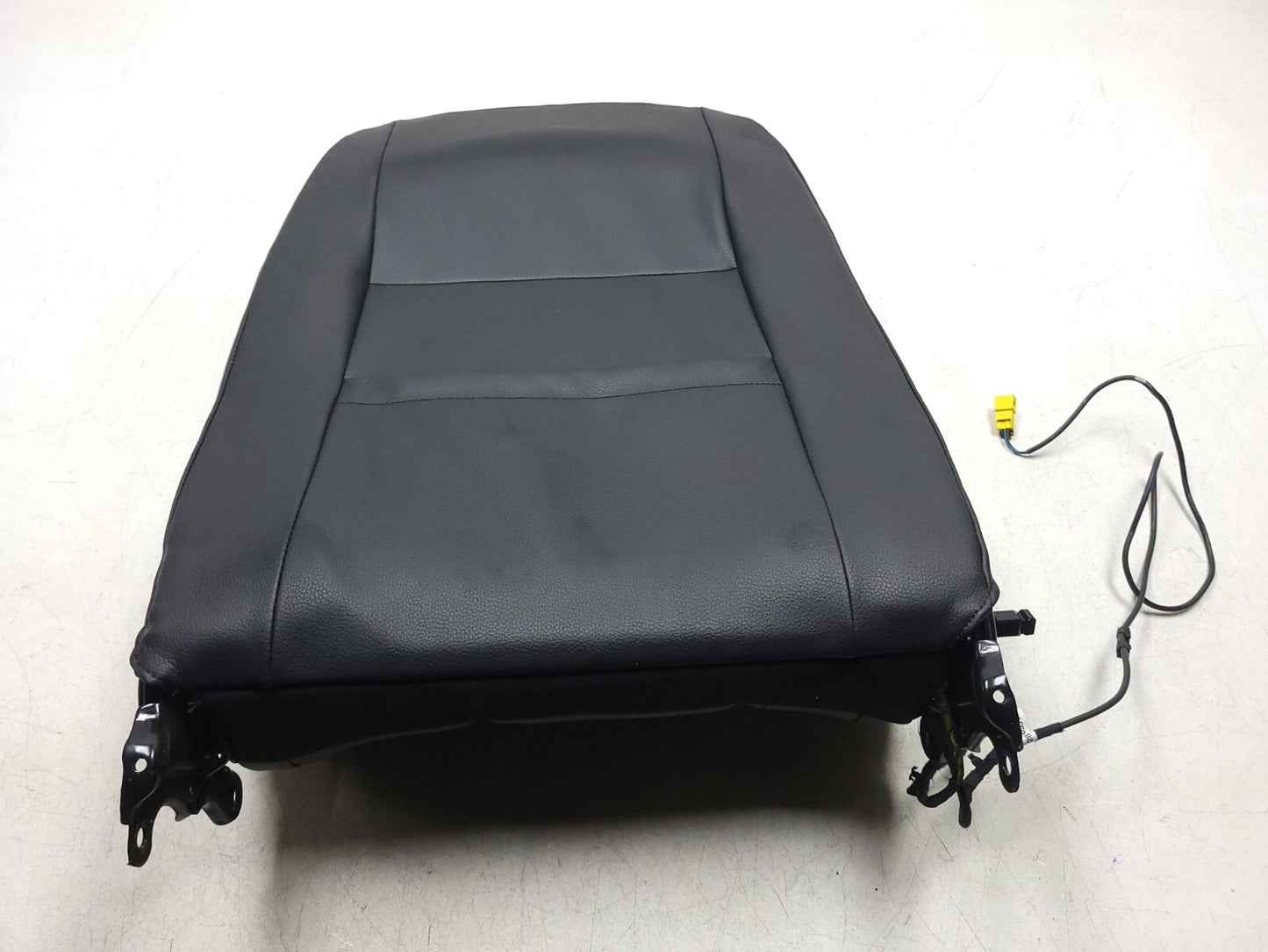 2016 Volkswagen Jetta Front Passenger Seat Backrest Upper Cushion OEM