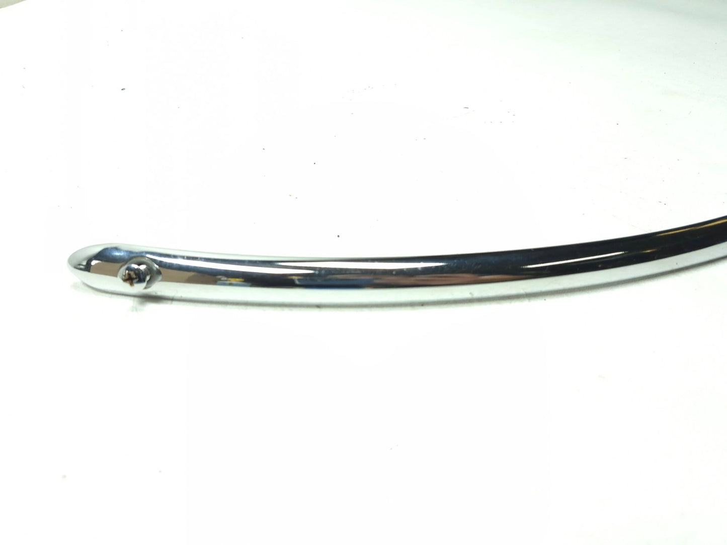 2004 Harley Davidson Touring Electra Glide Windshield Trim Strip OEM