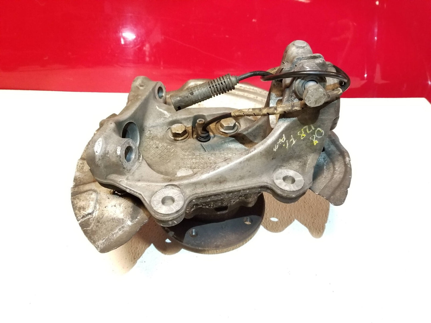 2008 BMW 128i Wheel Spindle Knuckle Front Passenger Side Right OEM