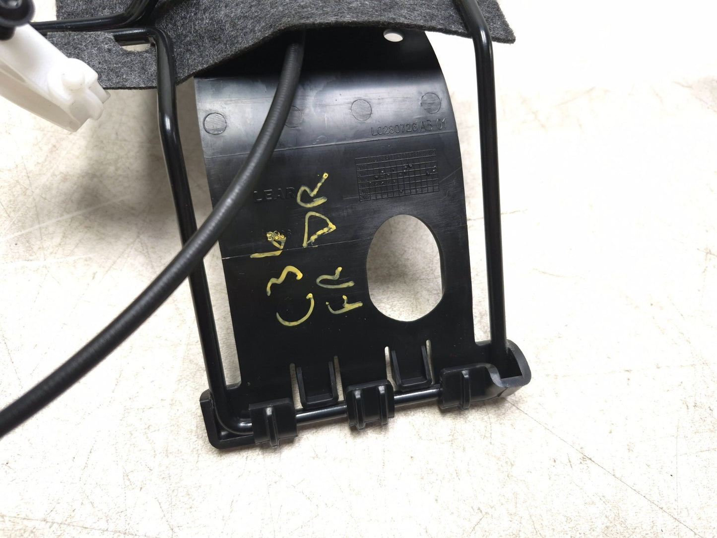 2014 Fiat 500l Front Driver Seat Lumbar Support OEM