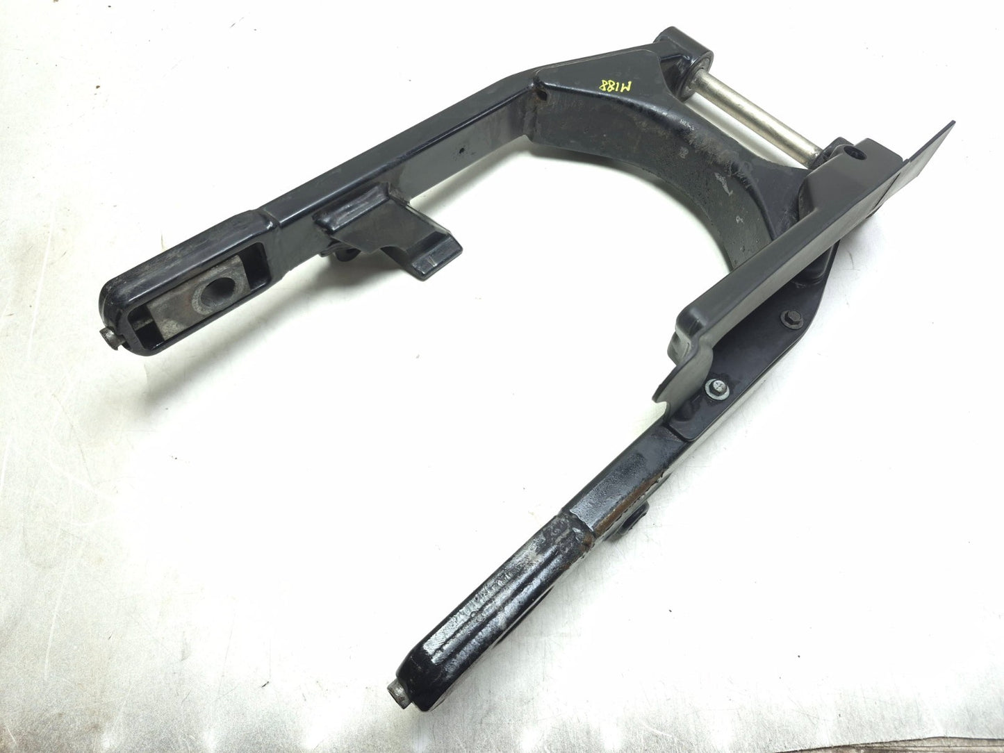 2008 Harley-davidson Dyna Fat Bob Fxdf Swingarm OEM
