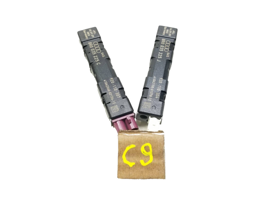 2009 - 2017 Audi Q5 Antenna Booster Pair OEM