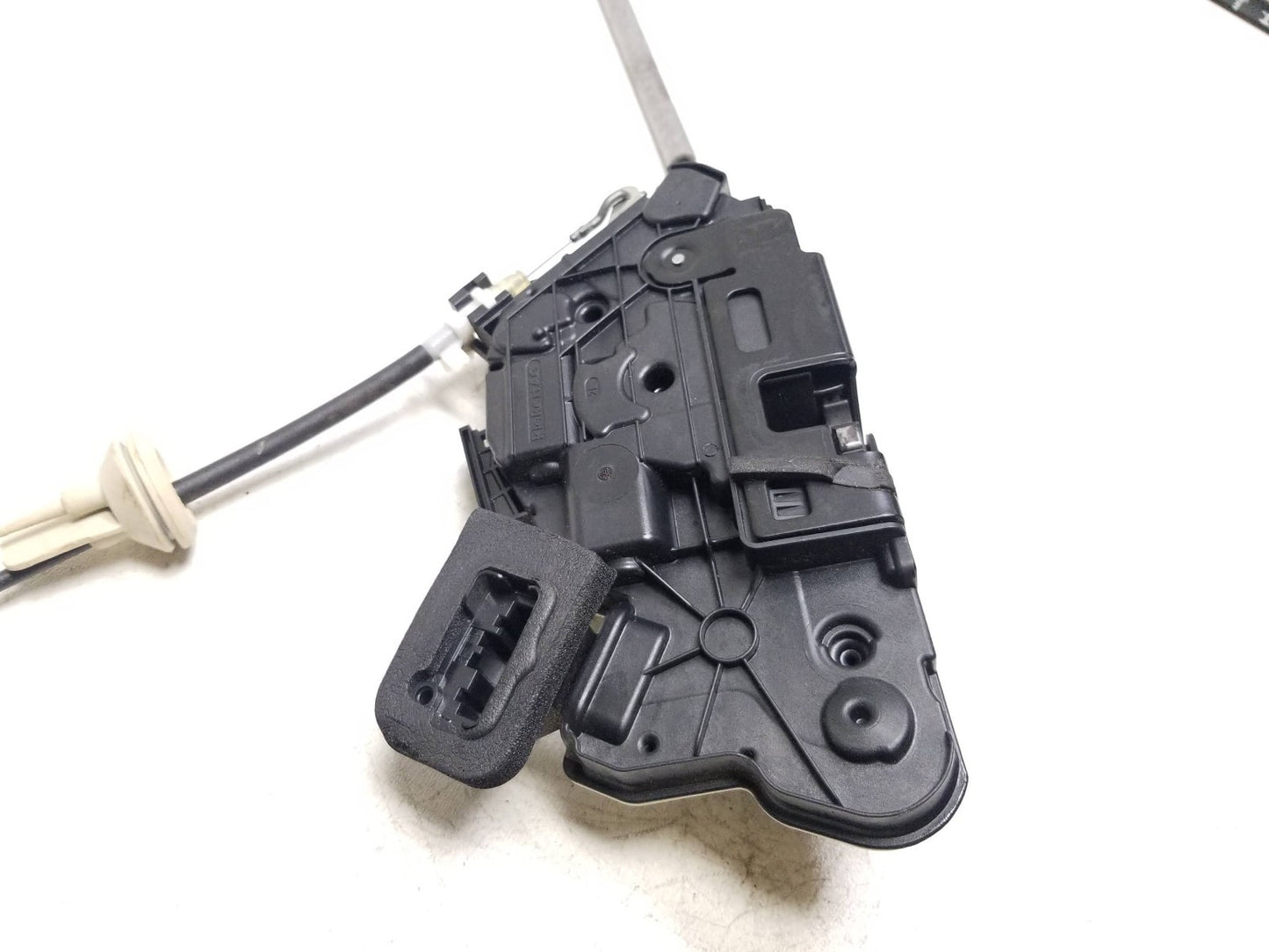 2010 - 2014 VW Golf GTI Door Lock Actuator Front Driver Side Left OEM