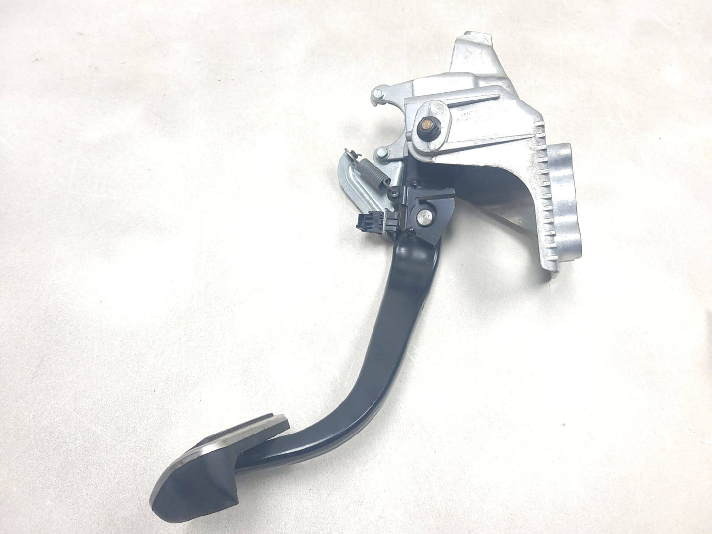 2007 Range Rover Brake Stop Pedal OEM
