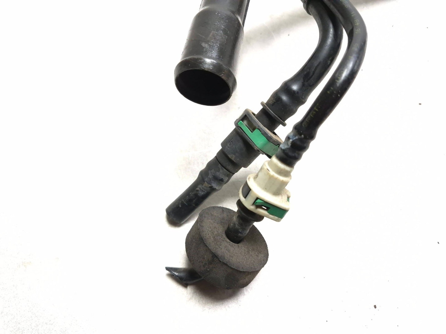 2017 Cadillac Ats Fuel Tank Filler Neck OEM